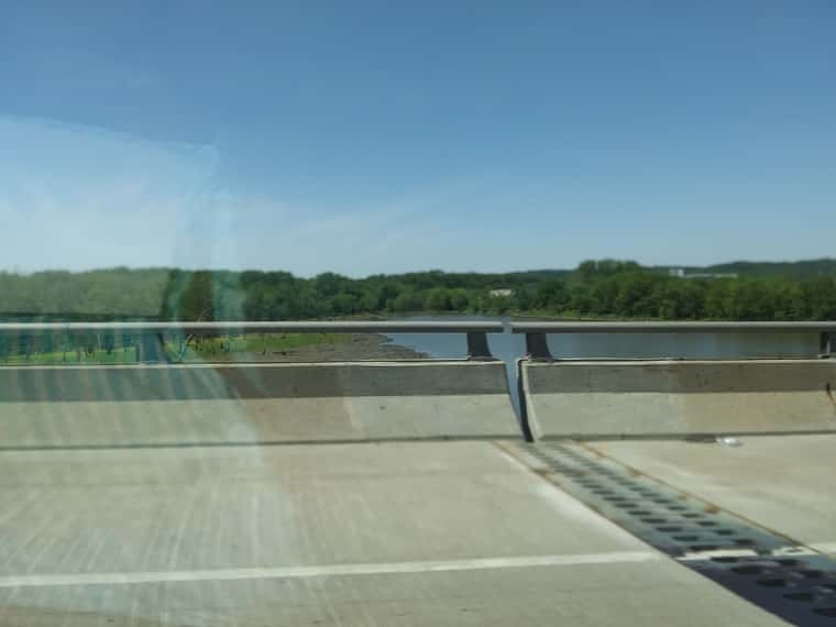 River in Illinois.jpg